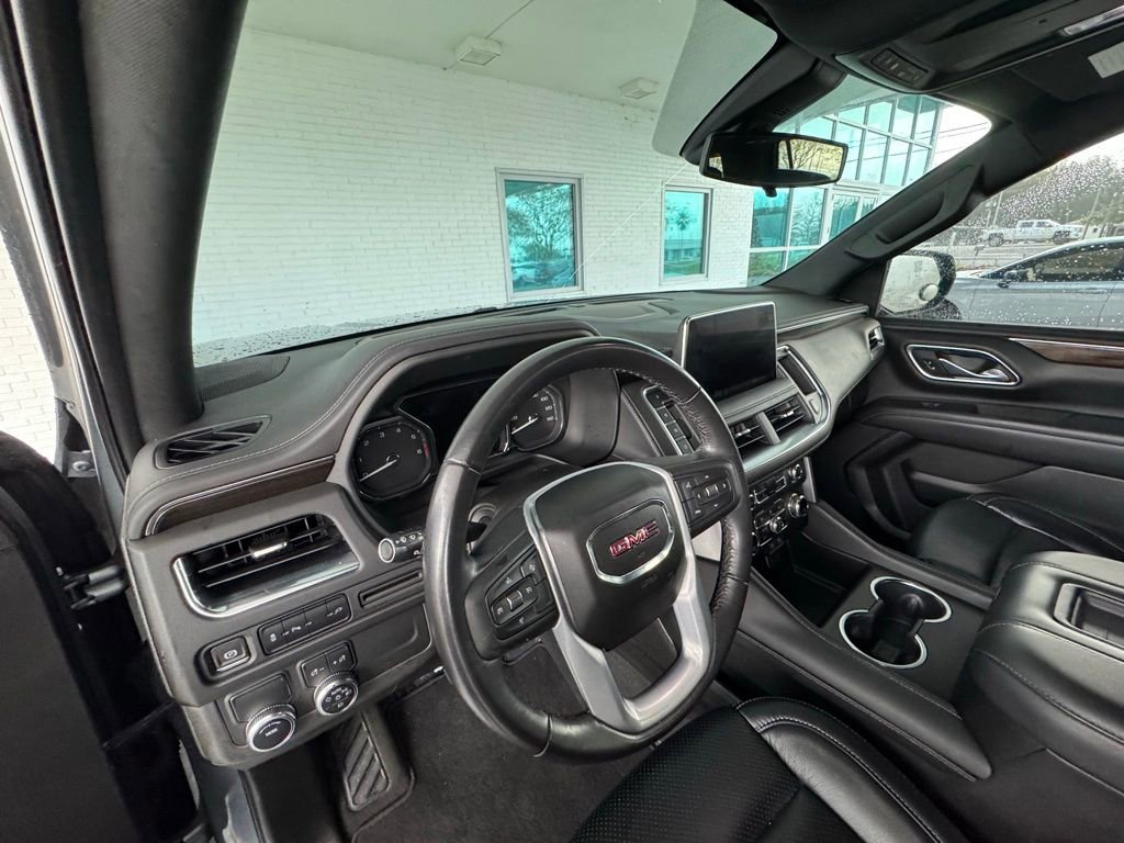 Used 2021 GMC Yukon SLE image 14
