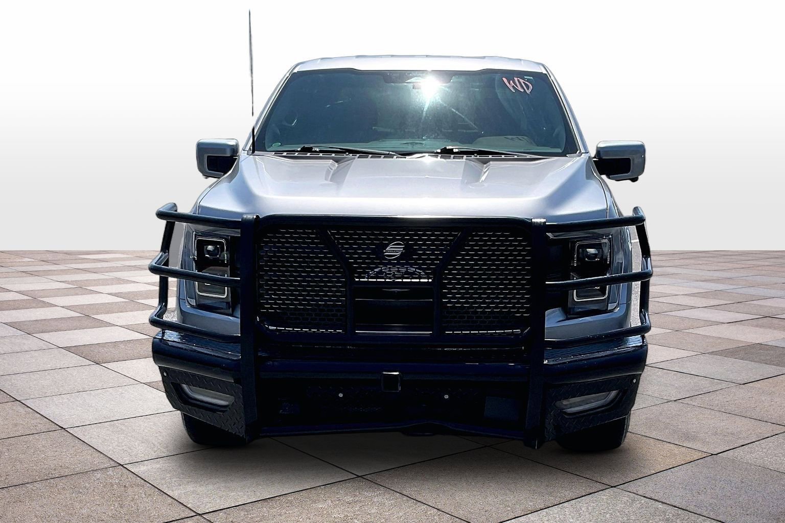 Used 2022 Ford F150 Lariat w/ Equipment Group 502A High AWD/4WD image 3