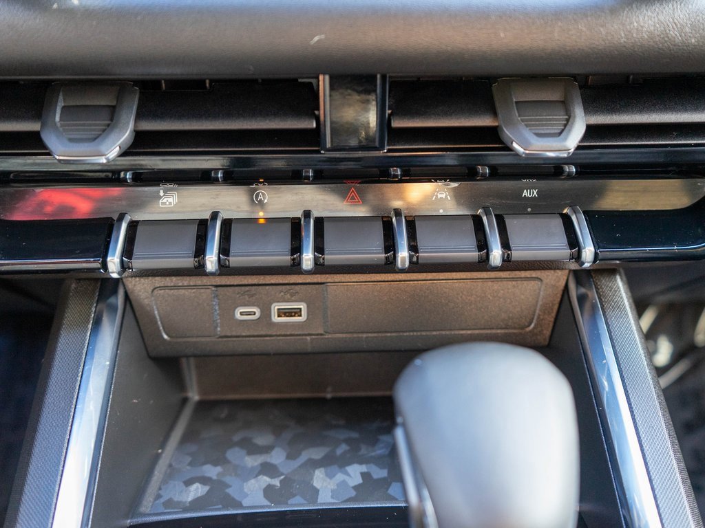 New 2025 GMC Canyon Elevation w/ Convenience Package image 24