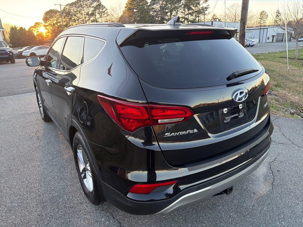 Used 2017 Hyundai Santa Fe Sport image 10