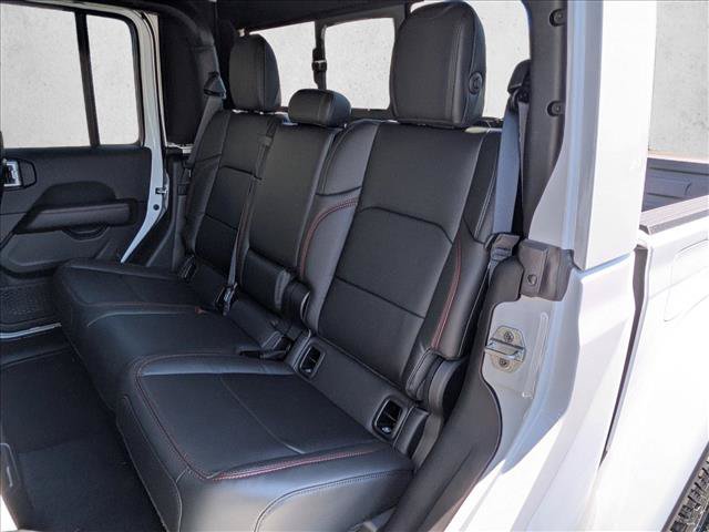 New 2026 Jeep Gladiator Rubicon w/ Steel Power Dome Hood Package AWD/4WD image 15