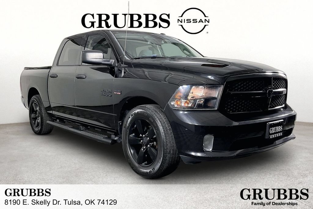 Used 2016 RAM 1500 Express w/ Black Ram 1500 Express Group RWD image 1