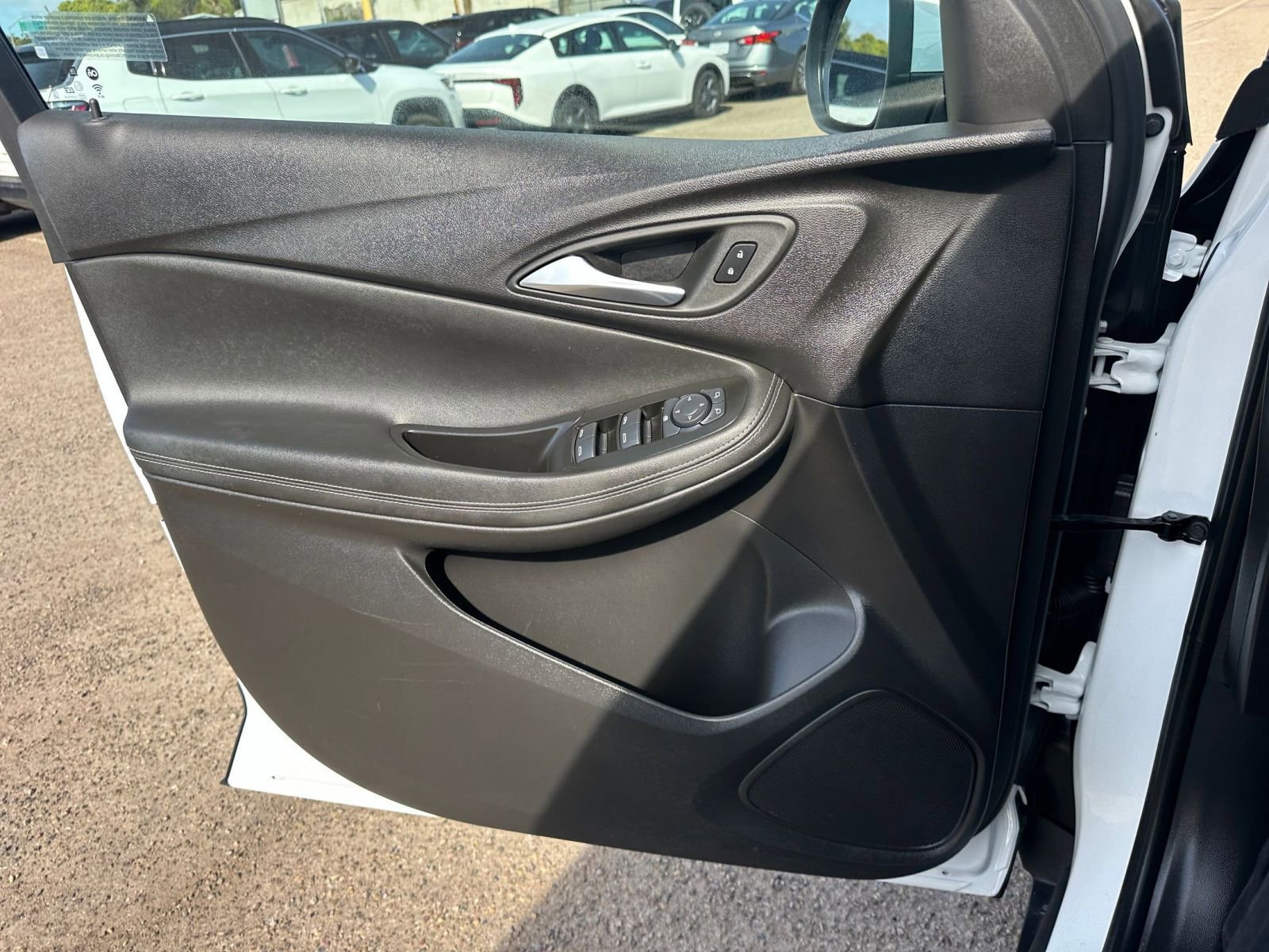 Used 2025 Buick Encore GX Preferred image 20