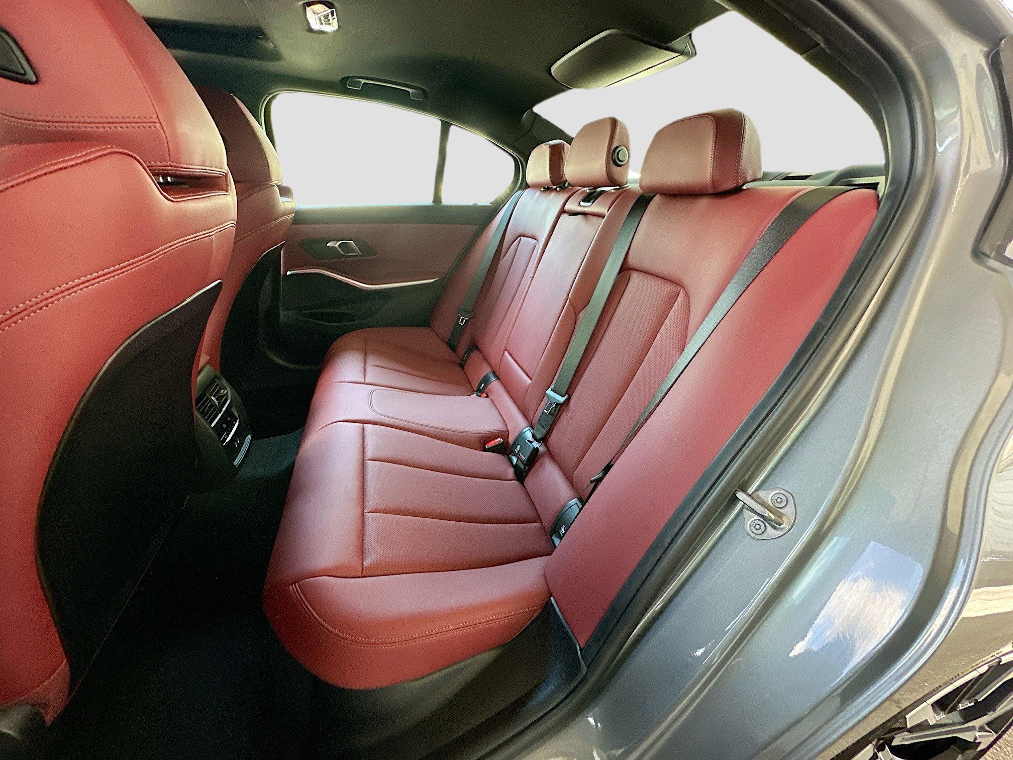 Used 2025 BMW 330i Sedan RWD image 25