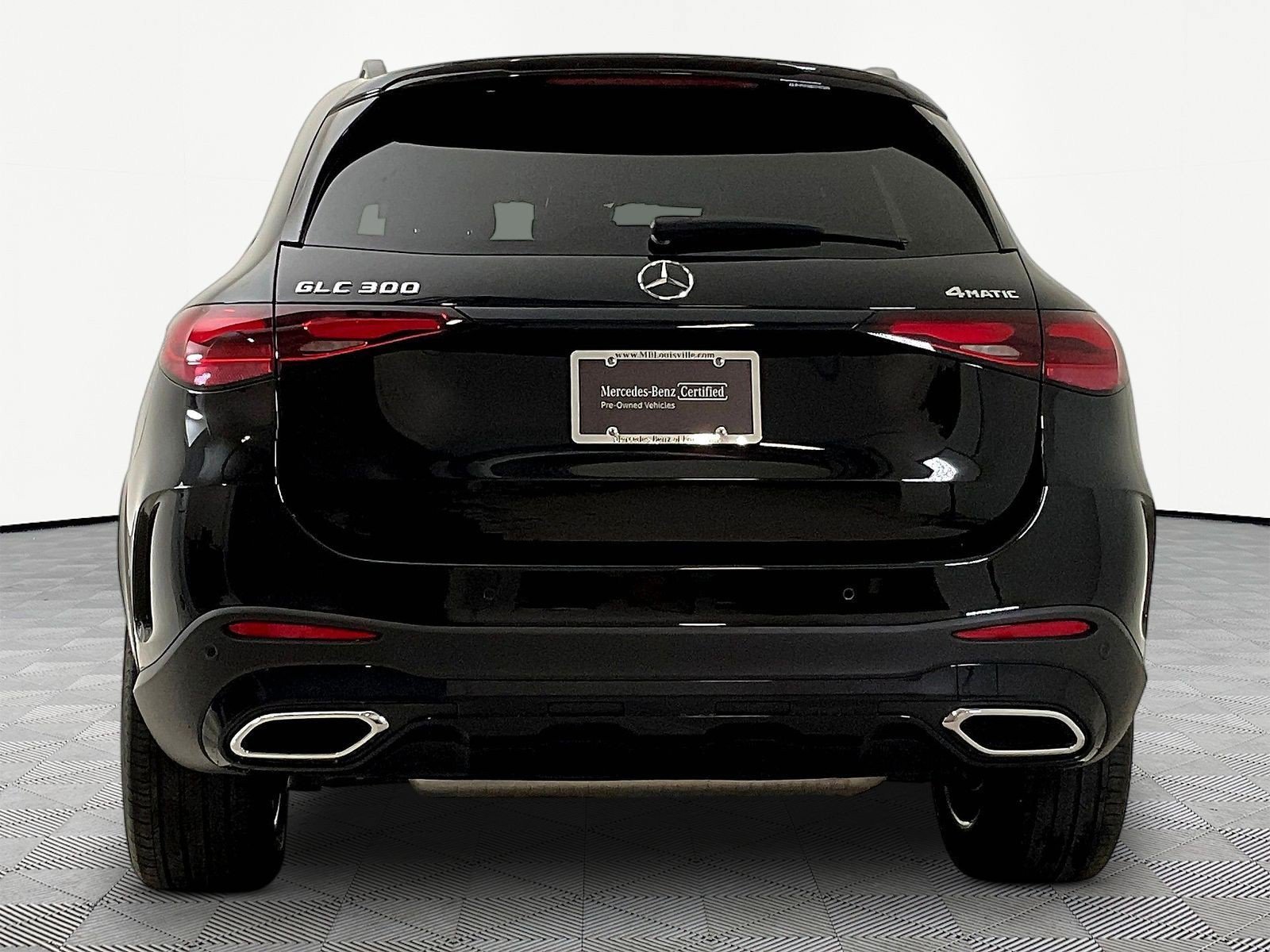 Used 2023 Mercedes-Benz GLC 300 4MATIC image 5