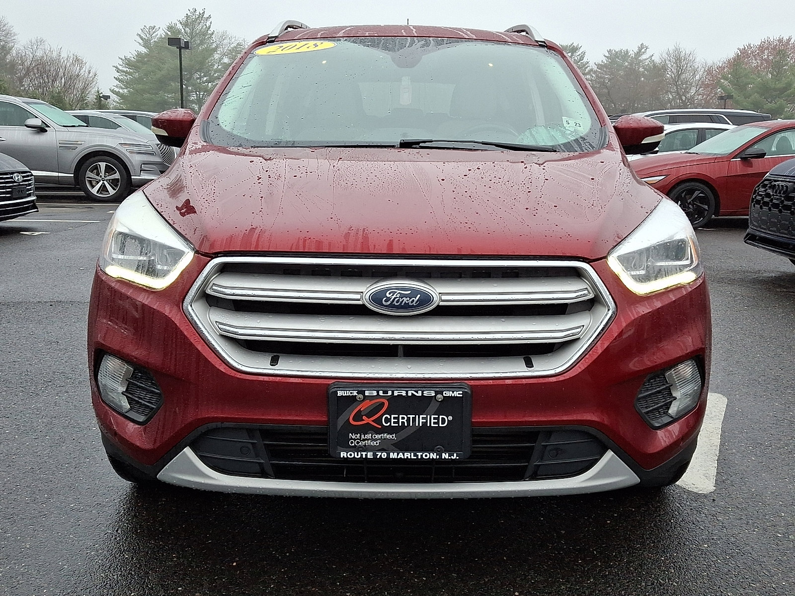 Used 2018 Ford Escape Titanium image 2