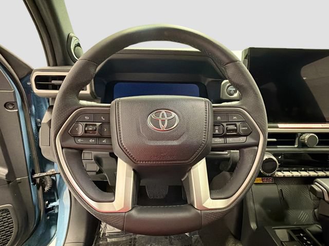 New 2025 Toyota 4Runner Limited AWD/4WD image 9