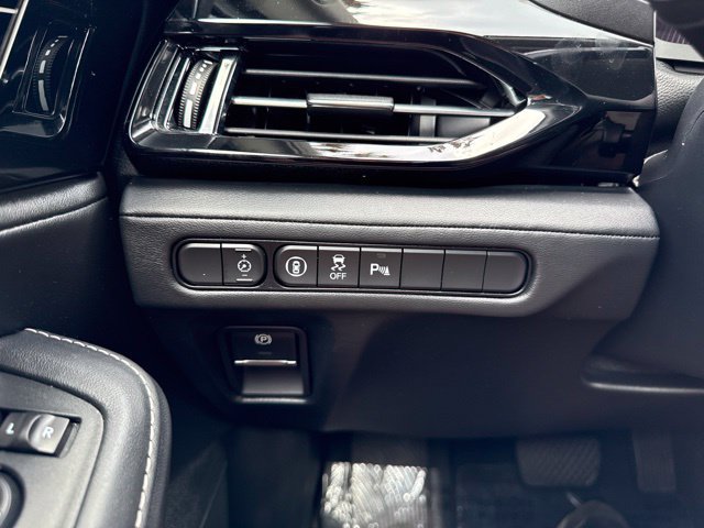 Used 2023 Acura MDX w/ Technology Package FWD image 36