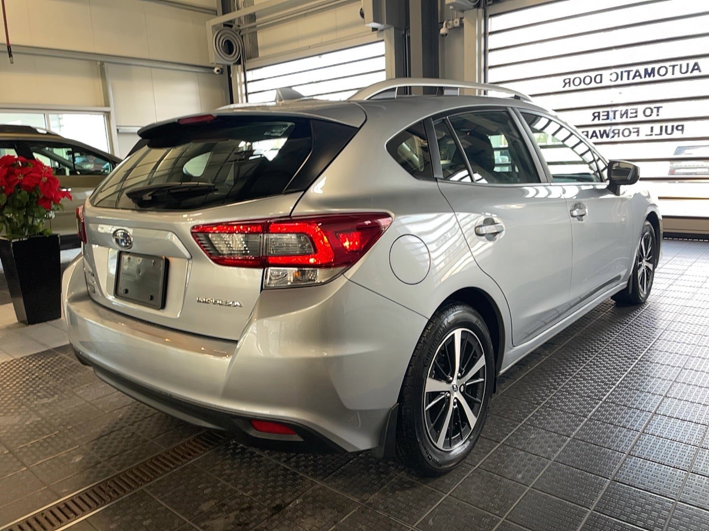 Used 2023 Subaru Impreza 2.0i Premium AWD/4WD image 18