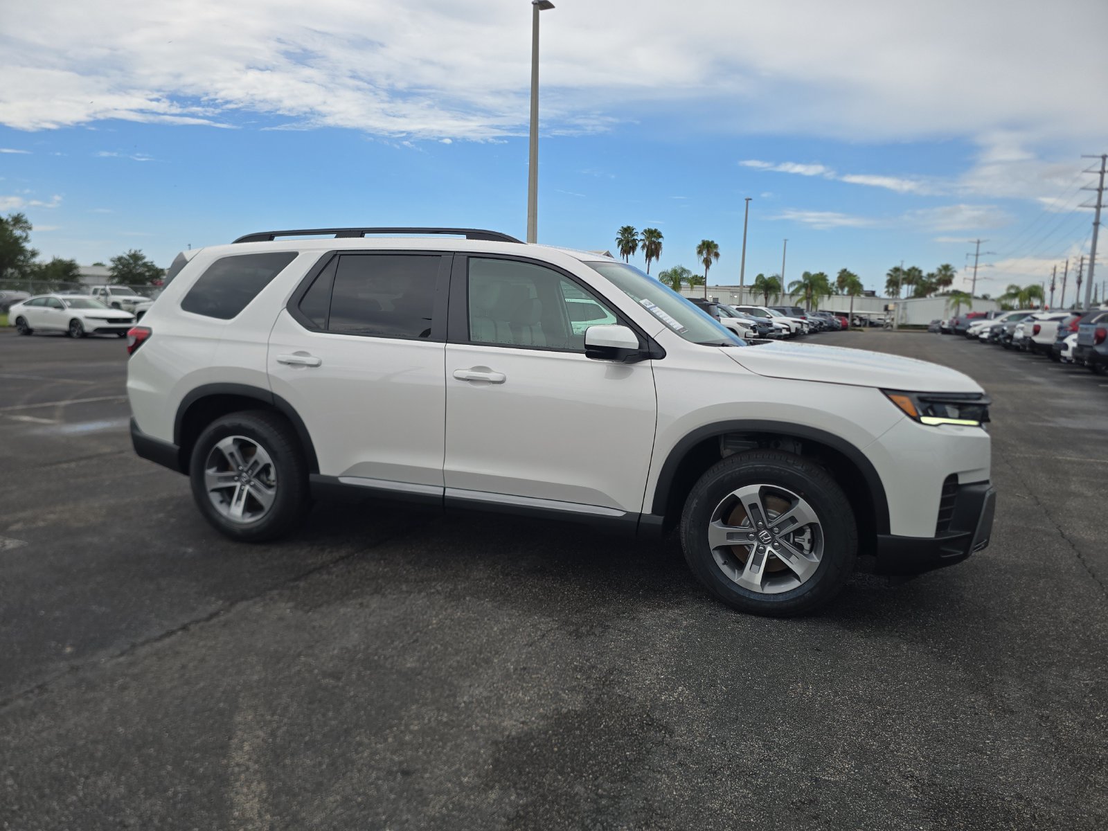 New 2026 Honda Pilot EX-L image 2