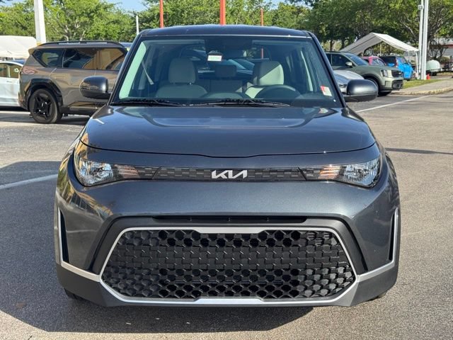 Certified 2025 Kia Soul LX w/ LX Technology Package FWD image 6