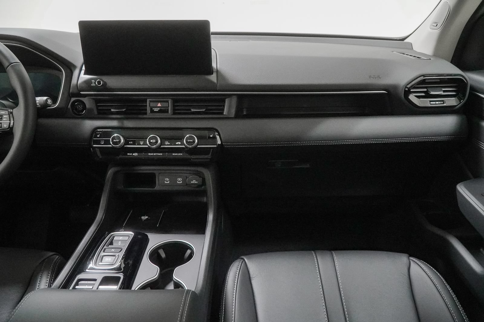 New 2026 Honda Pilot Touring image 36
