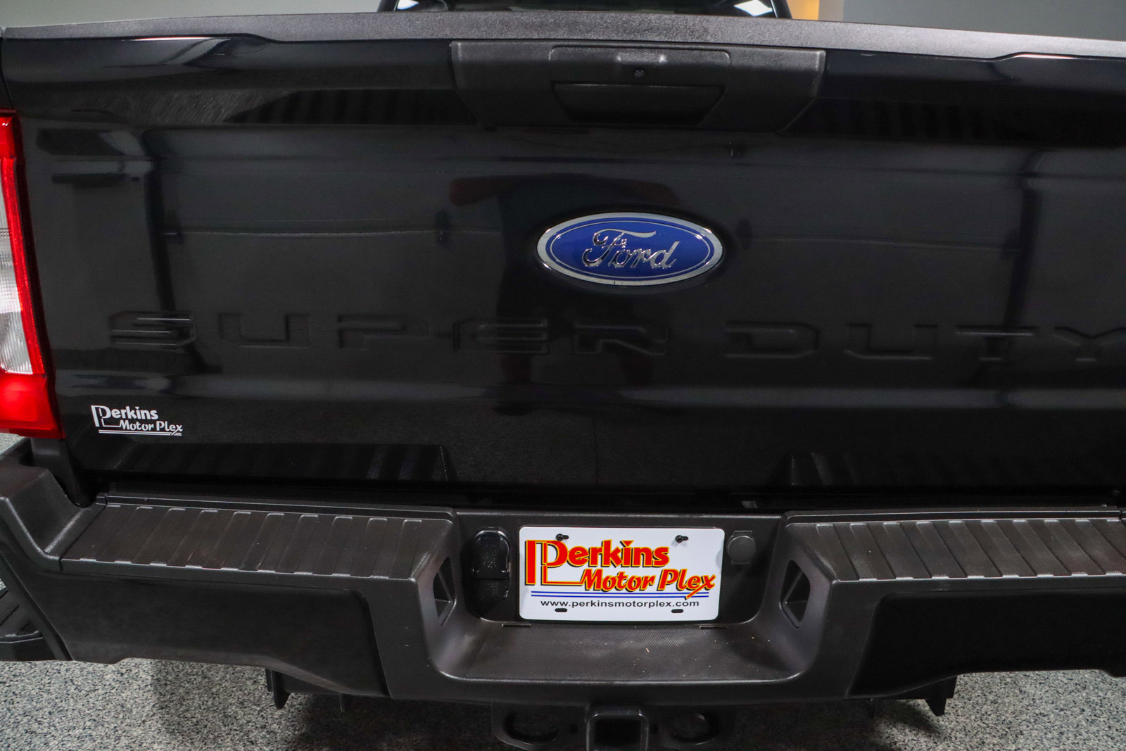 Used 2023 Ford F350 XLT AWD/4WD image 8