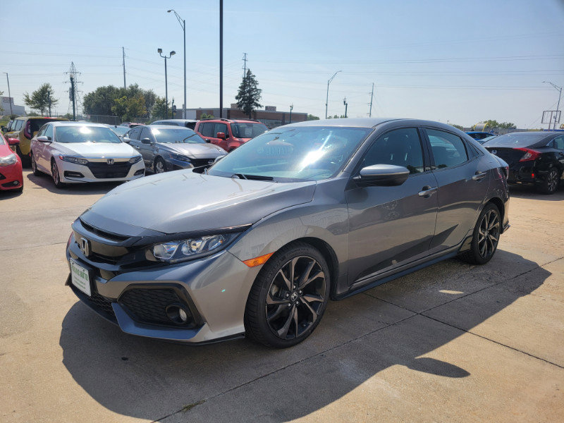 Used 2017 Honda Civic Sport image 3