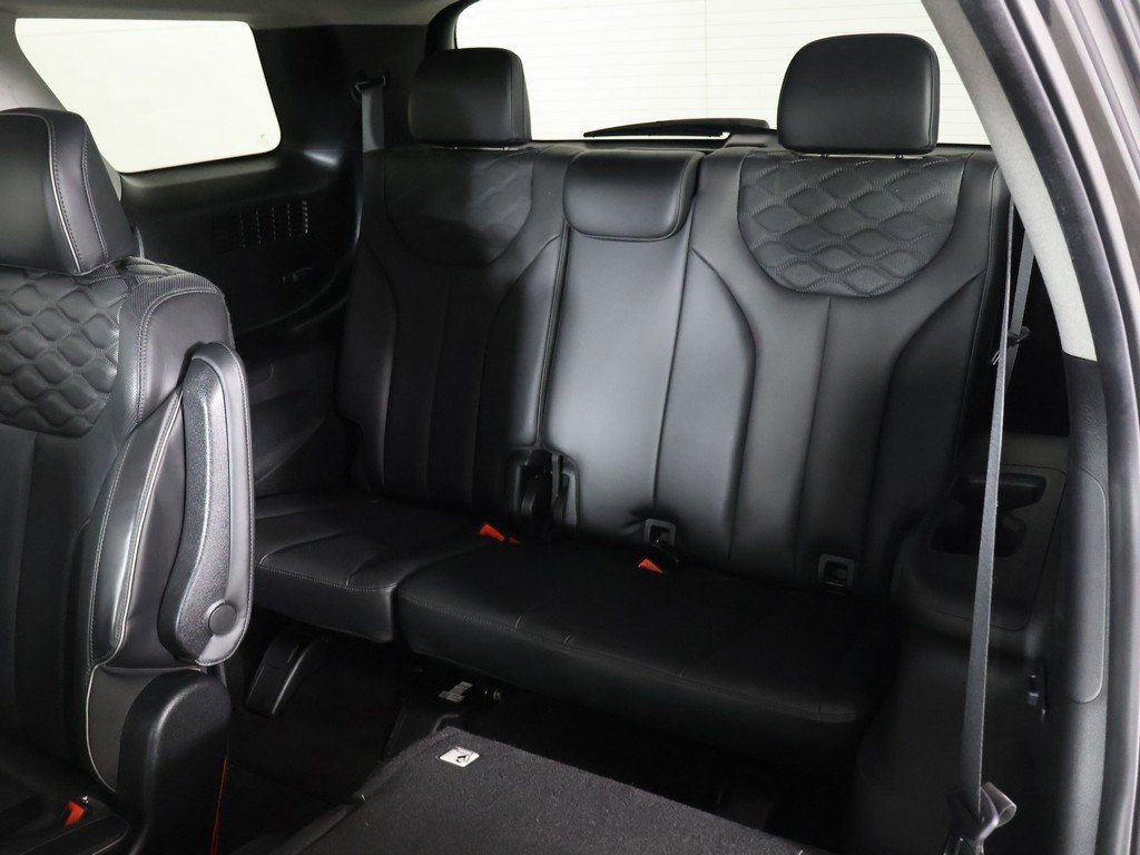 Used 2022 Hyundai Palisade Limited image 40