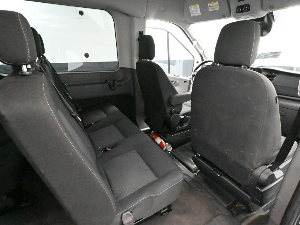 Used 2023 Ford Transit 350 XL image 38