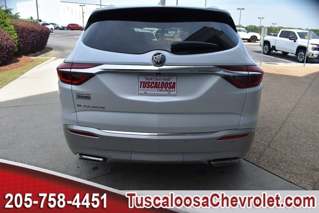 Used 2021 Buick Enclave Essence w/ Sound and Sites Package image 8