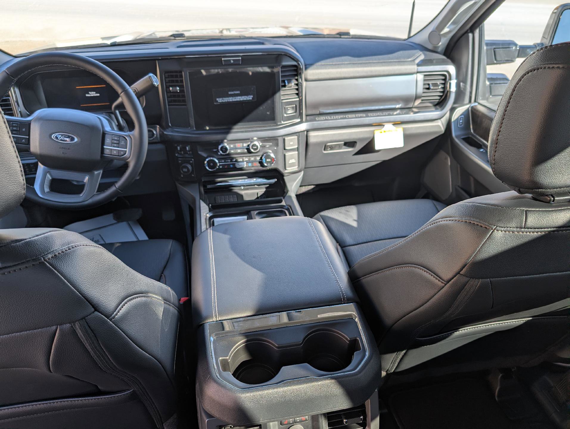 New 2026 Ford F250 Lariat w/ Black Appearance Package image 28