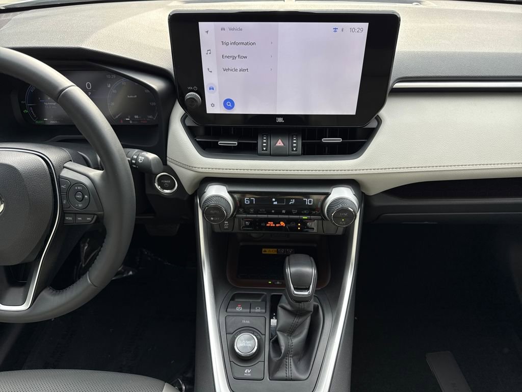 Used 2025 Toyota RAV4 Limited image 17