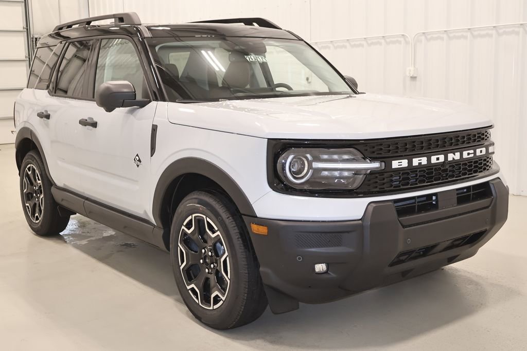 New 2026 Ford Bronco Sport Outer Banks w/ Outer Banks Tech Package+ image 3