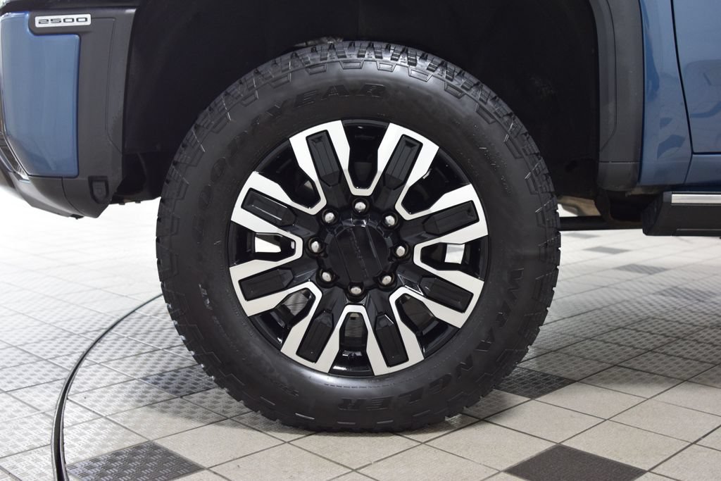 Used 2025 GMC Sierra 2500 Denali Ultimate AWD/4WD image 27