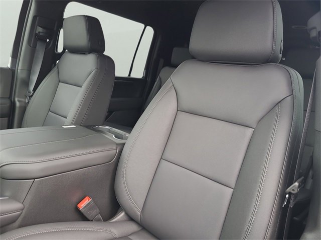 New 2026 Chevrolet Suburban LT image 24