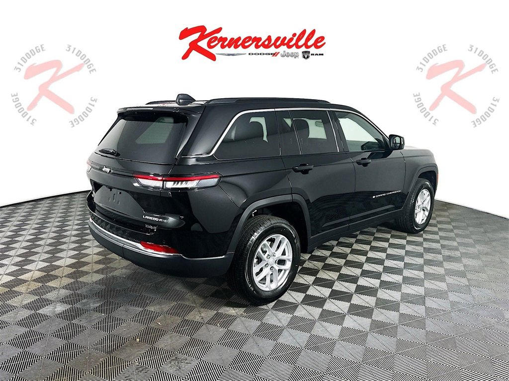 New 2025 Jeep Grand Cherokee Laredo X w/ Luxury Tech Group I image 7