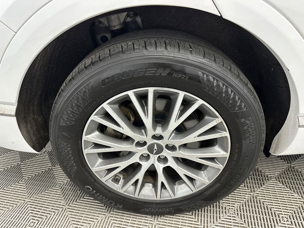 Used 2024 Genesis GV80 2.5T AWD/4WD image 19