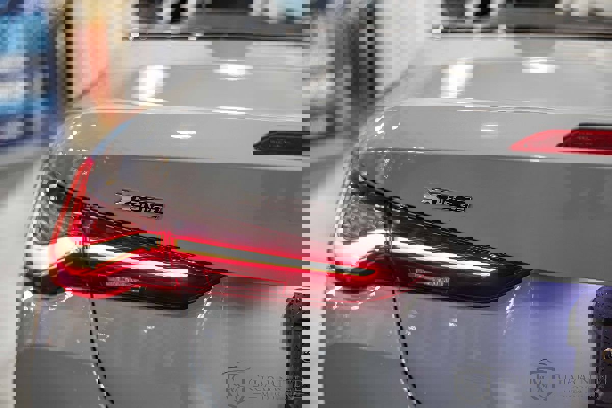 Used 2024 BMW M4 xDrive Competition w/ Executive Package image 16