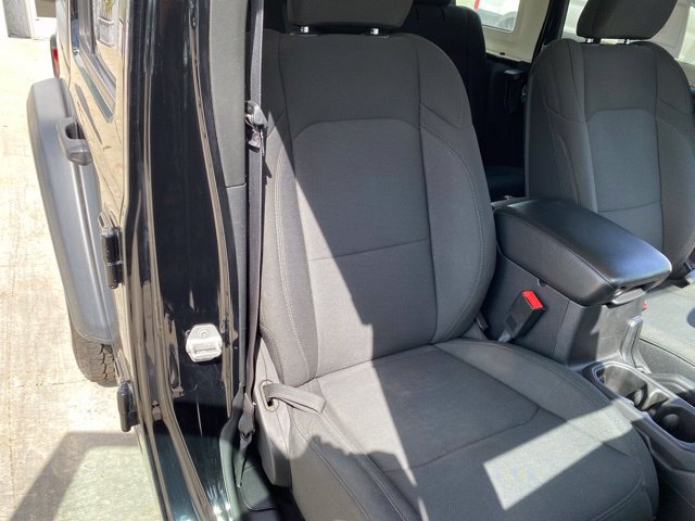 Used 2020 Jeep Wrangler Unlimited Sport S AWD/4WD image 29