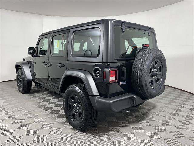 Used 2026 Jeep Wrangler Unlimited Sport AWD/4WD image 5
