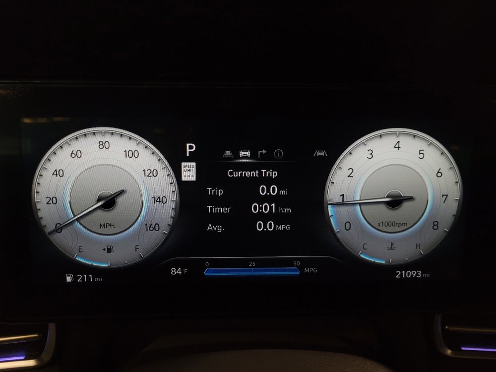 Used 2024 Hyundai Elantra SEL FWD image 23