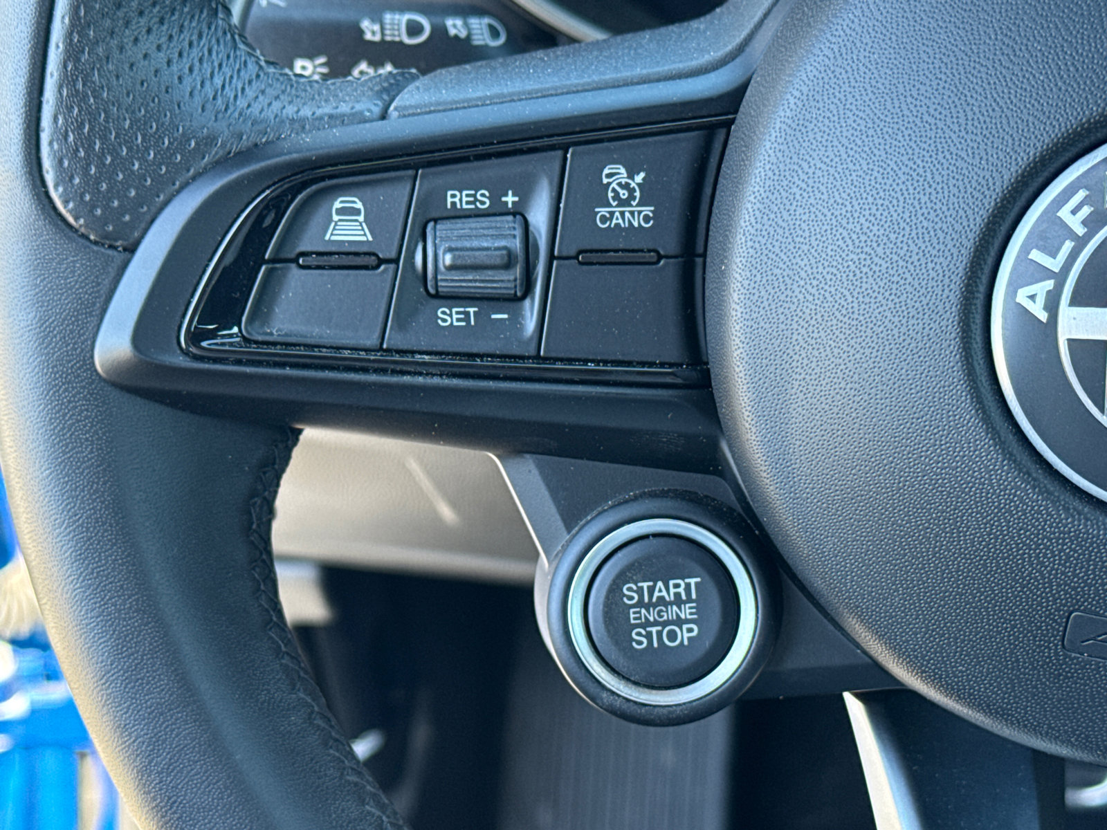 Used 2024 Alfa Romeo Giulia Veloce image 23