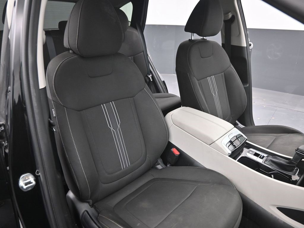 Used 2023 Hyundai Tucson SEL image 16