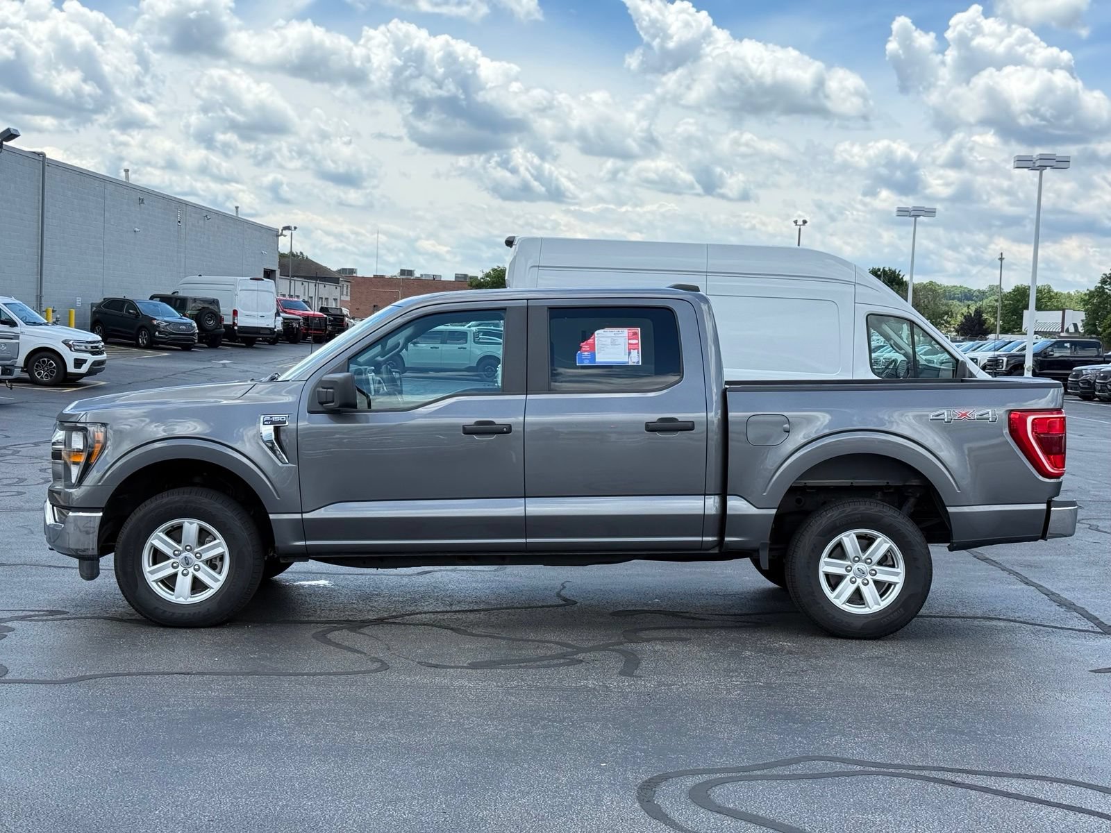 Used 2023 Ford F150 XLT AWD/4WD image 7