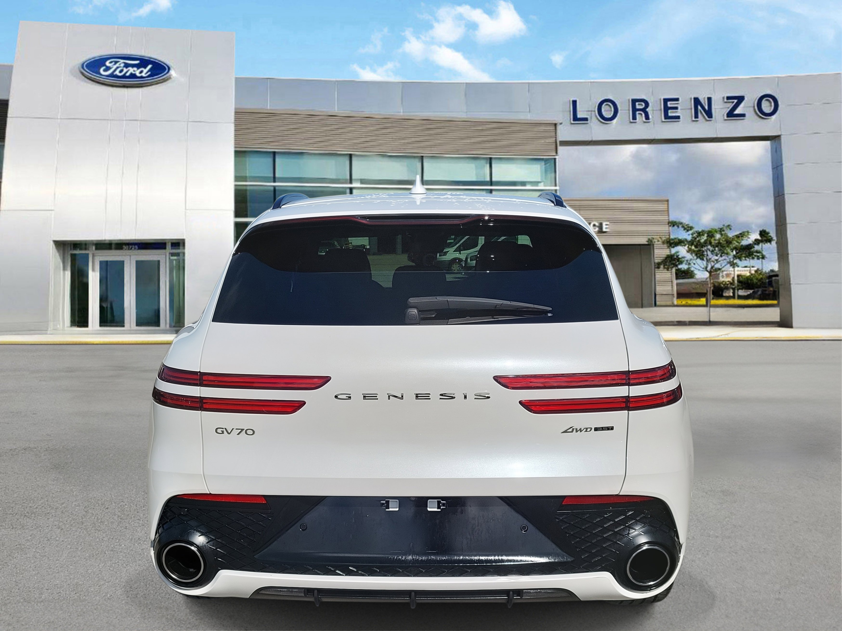 Used 2025 Genesis GV70 3.5T Sport w/ Sport Advanced Package image 6