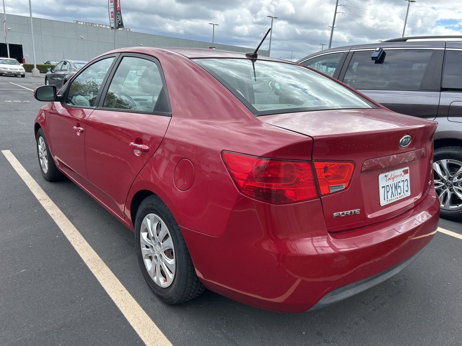 Used 2013 Kia Forte EX image 3