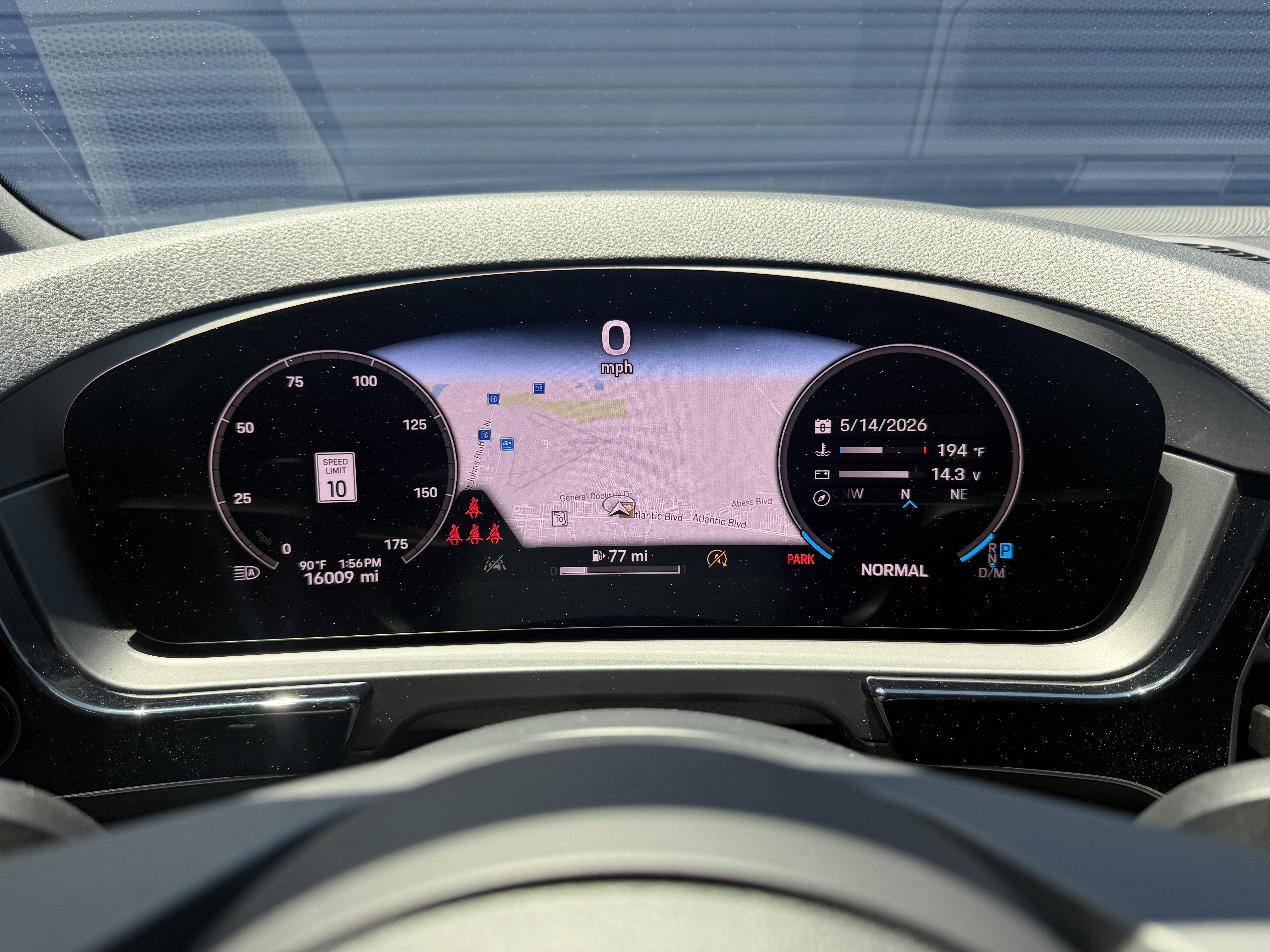 Certified 2024 Porsche Cayenne AWD/4WD image 28