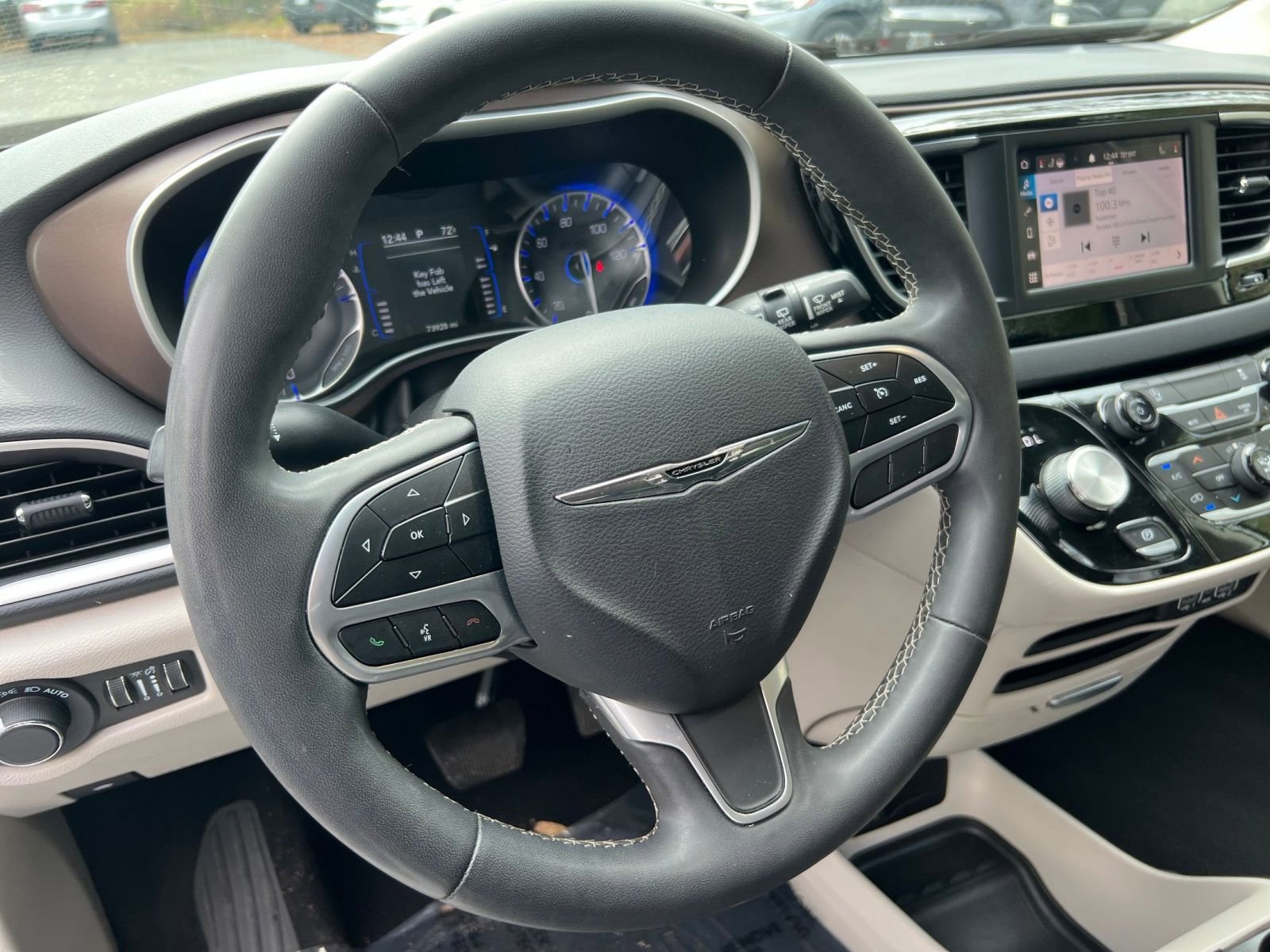 Used 2023 Chrysler Voyager LX image 30