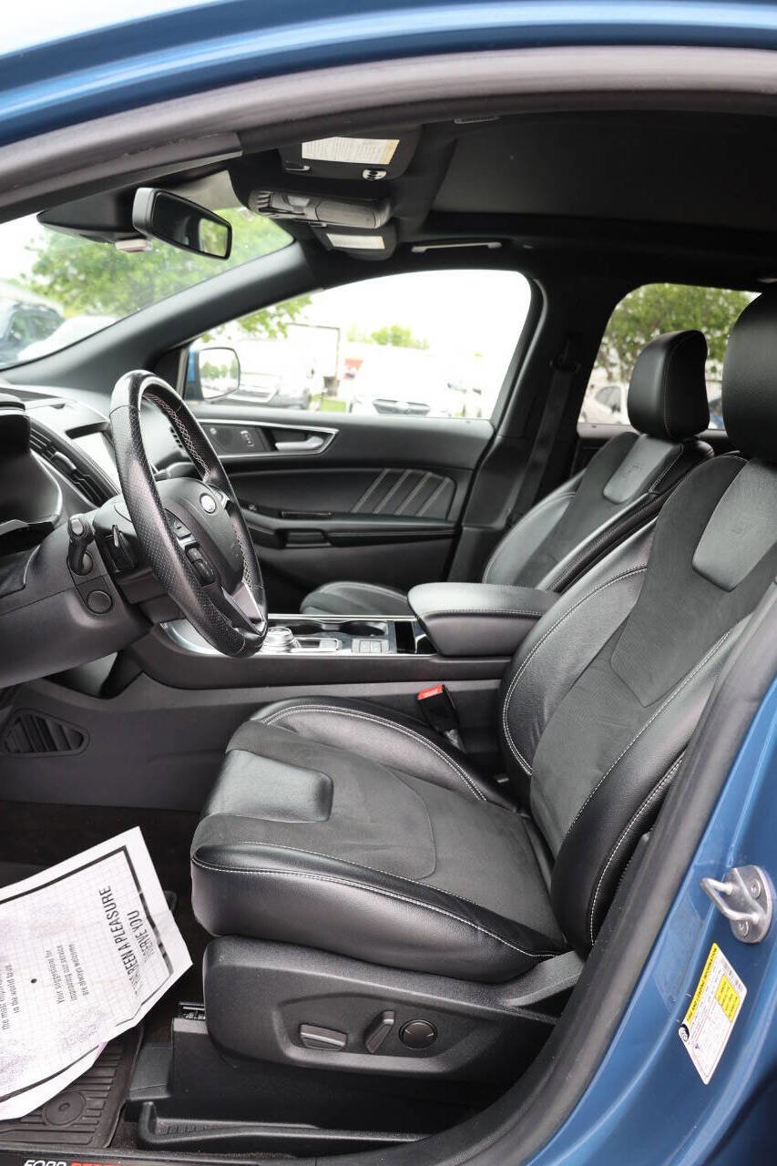 Used 2020 Ford Edge ST w/ Equipment Group 401A AWD/4WD image 13
