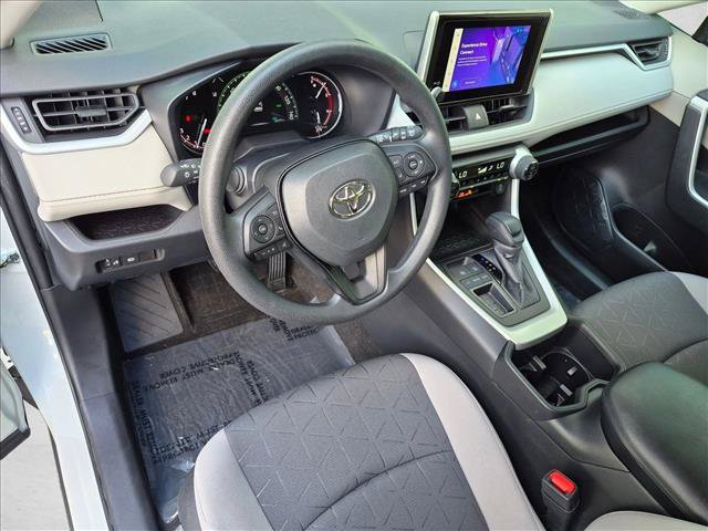 Used 2023 Toyota RAV4 XLE FWD image 10