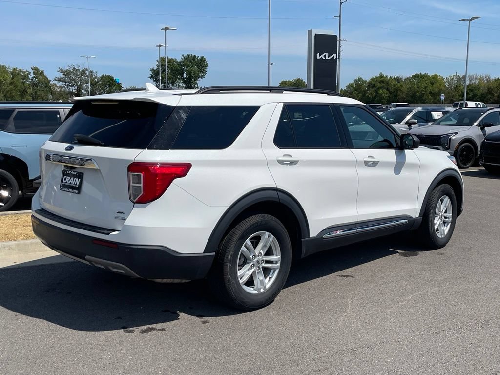 Used 2020 Ford Explorer XLT w/ Equipment Group 202A AWD/4WD image 7