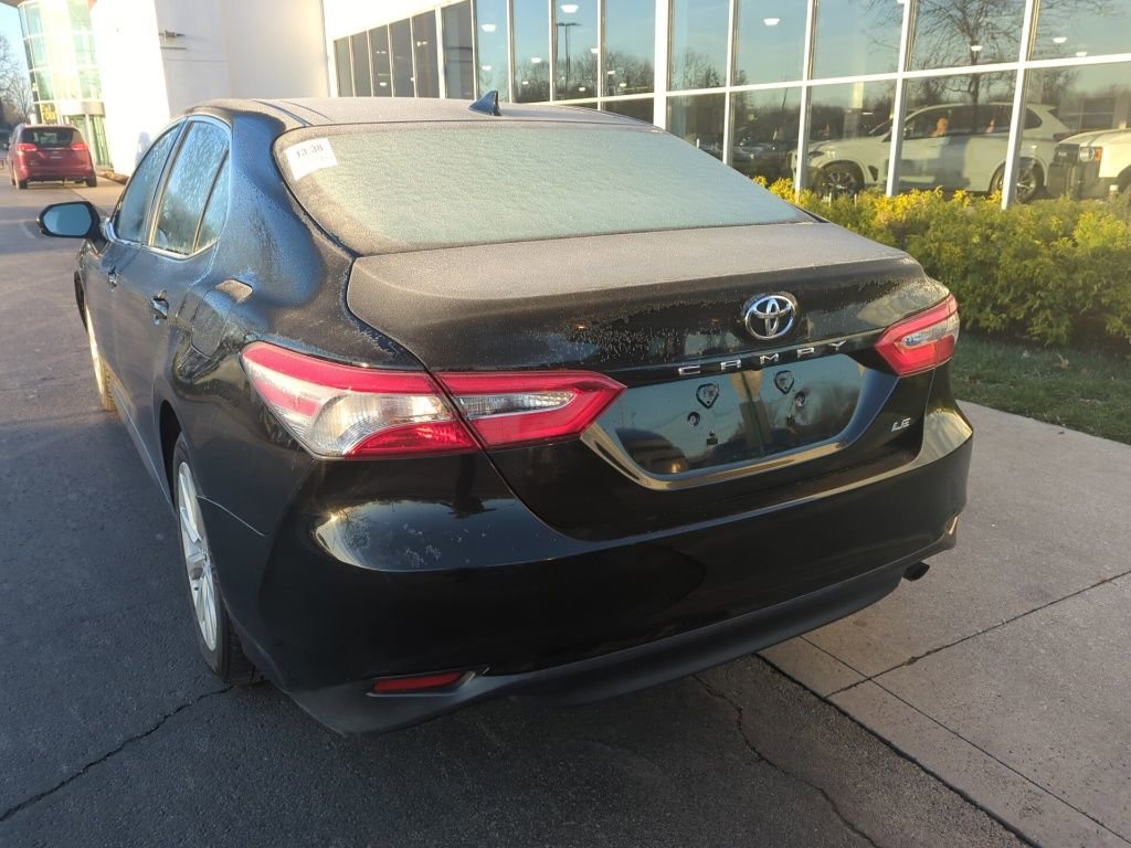 Used 2020 Toyota Camry LE image 4