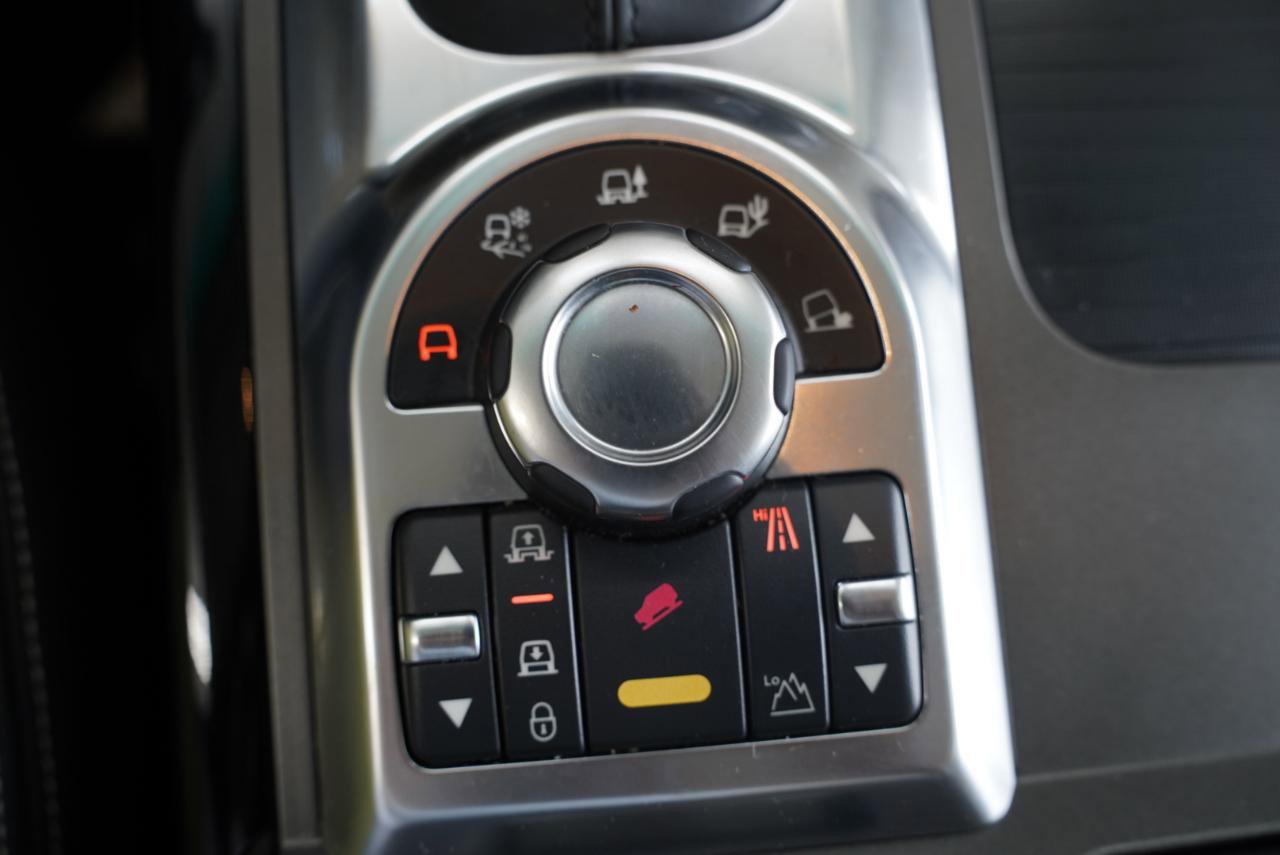 Used 2011 Land Rover Range Rover Autobiography image 22