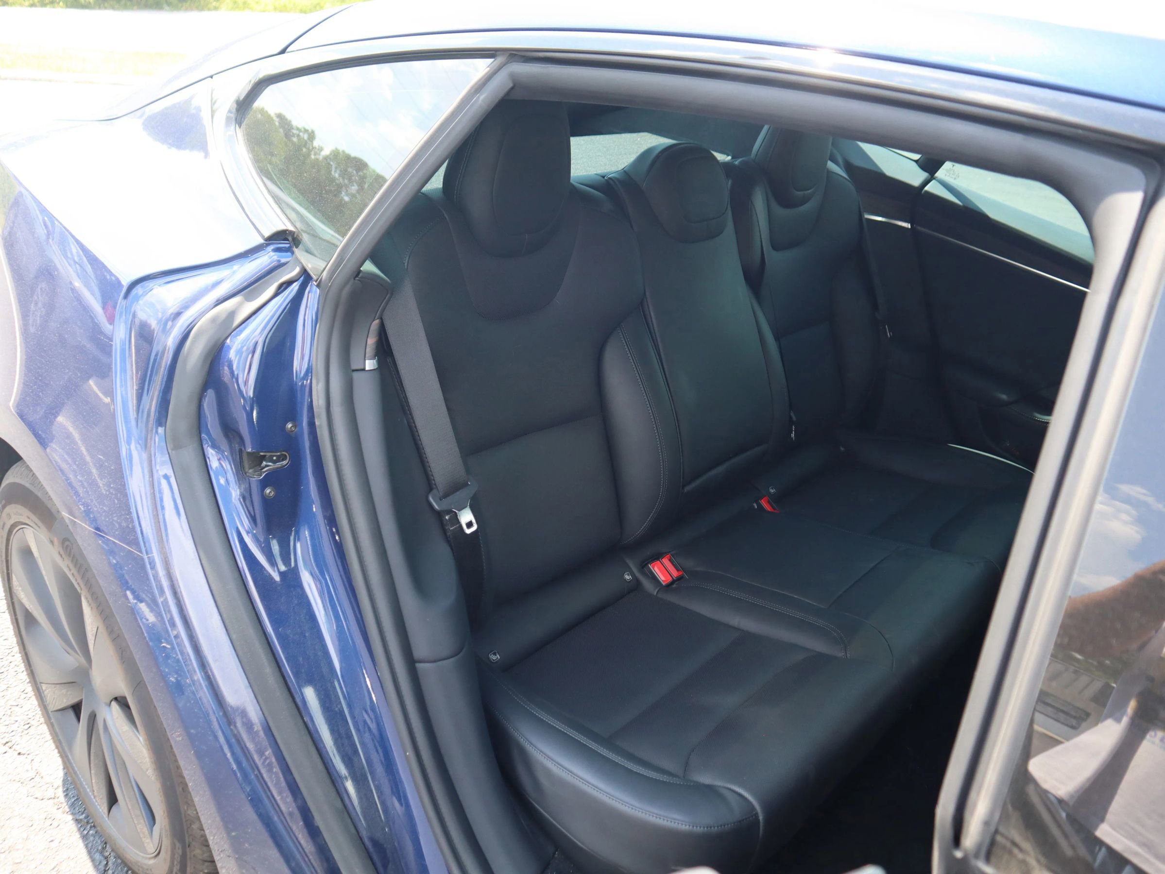 Used 2023 Tesla Model S Standard Range AWD/4WD image 4