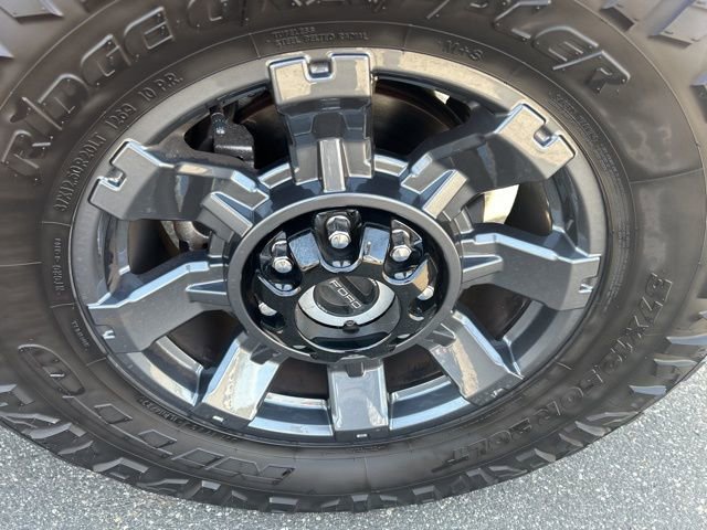Used 2023 Ford F350 Lariat w/ Lariat Ultimate Package image 12
