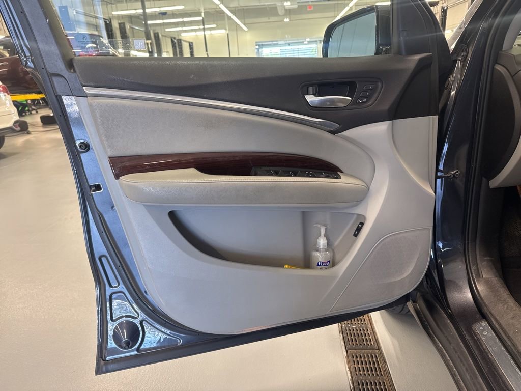 Used 2016 Acura MDX SH-AWD w/ Technology Package image 12