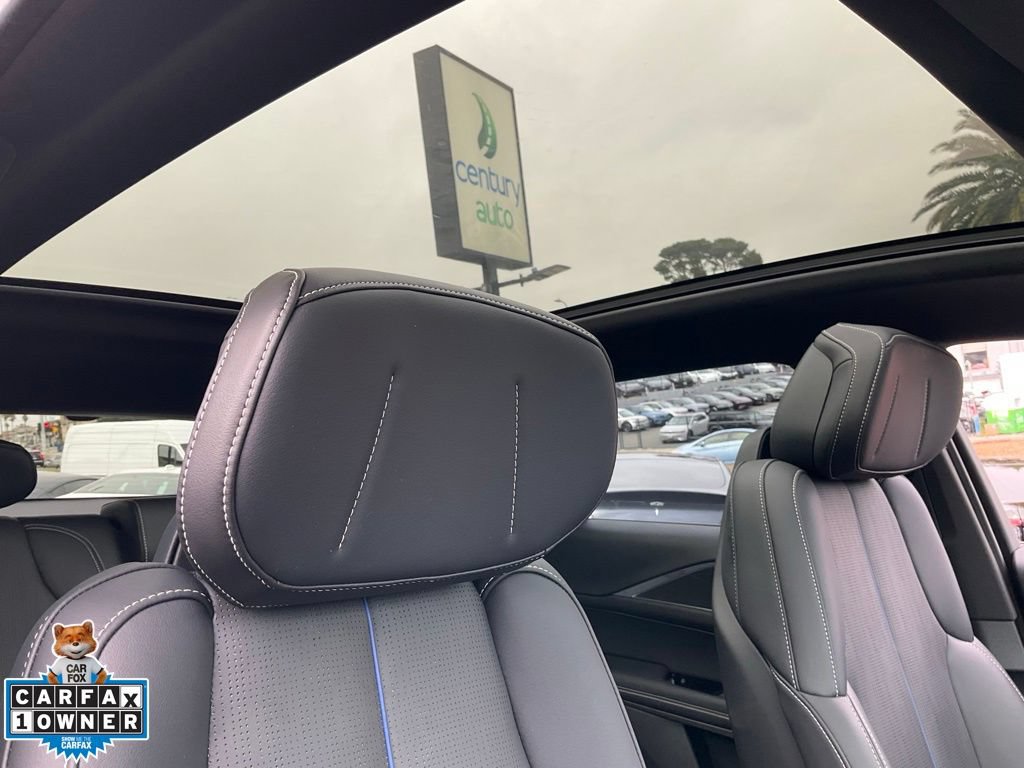 Used 2024 Cadillac Lyriq Luxury AWD/4WD image 74