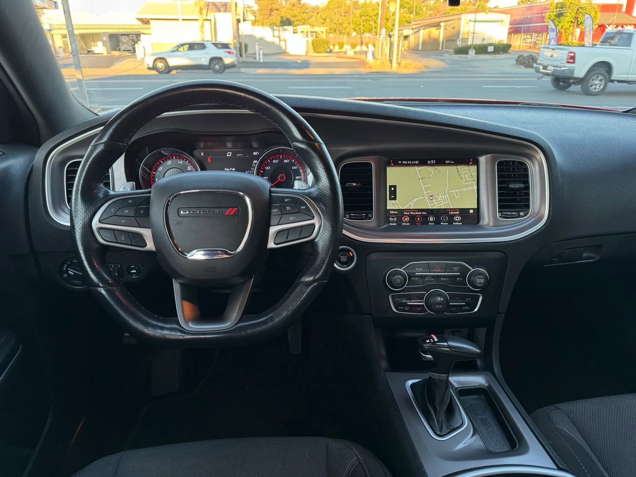 Used 2022 Dodge Charger SXT RWD image 22