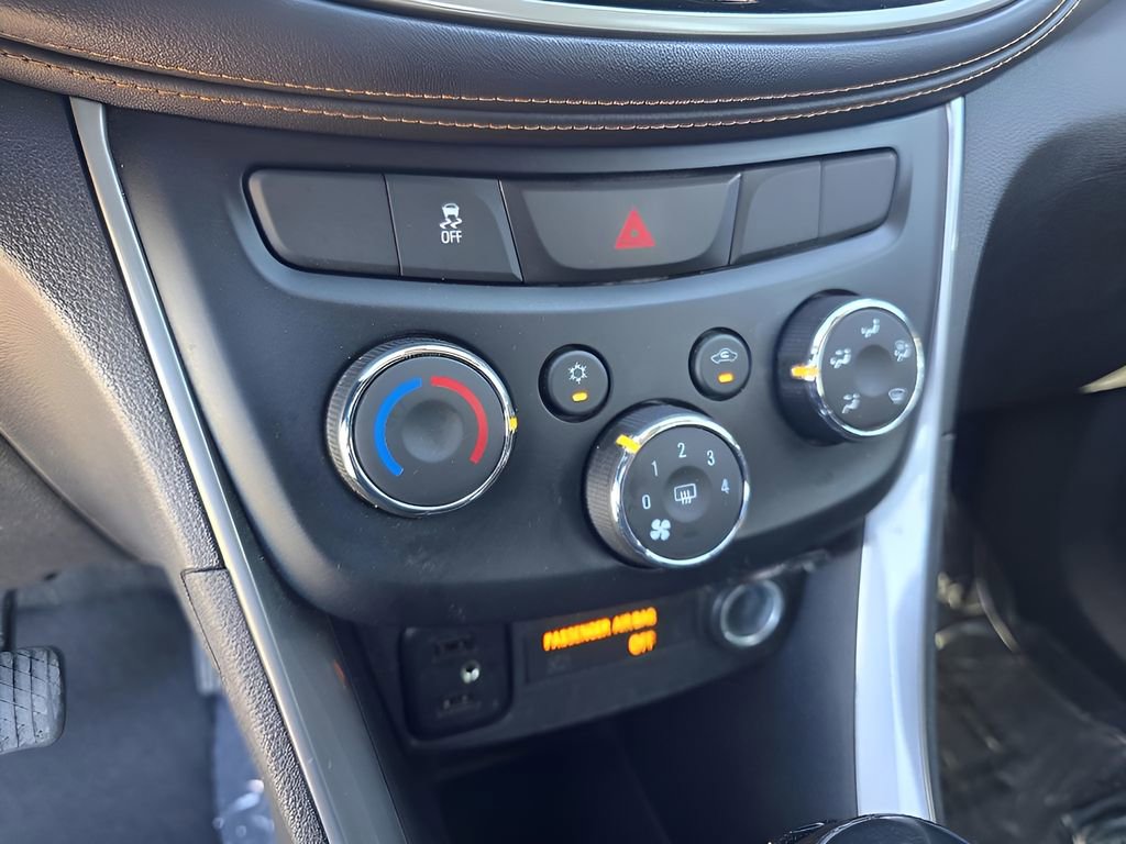 Used 2020 Chevrolet Trax LS w/ Tint and Cruise Package image 20